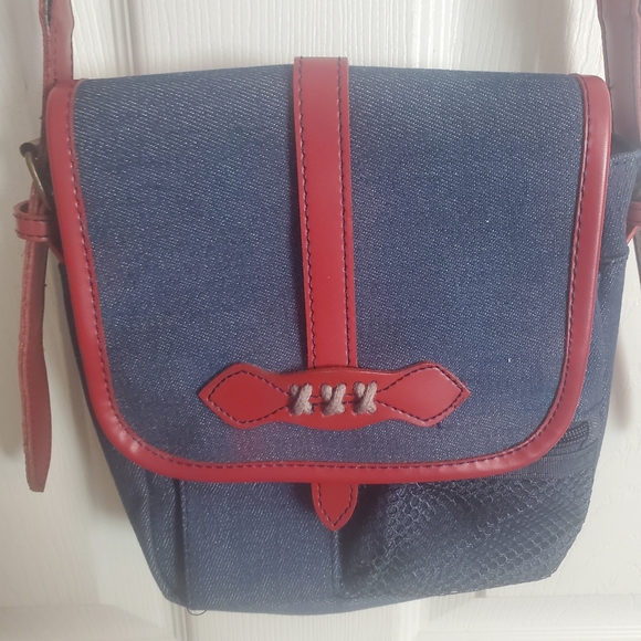 Cross body bag with lots of pockets - Picture 3 of 12